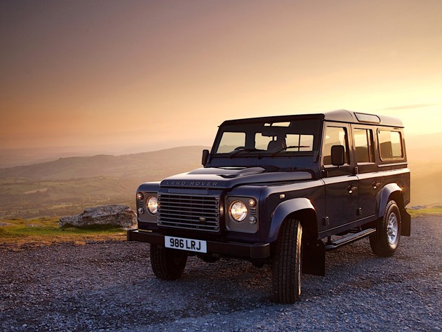 Land Rover Defender 110 foto 12