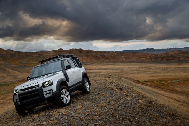 Land Rover Defender 110 Foto 21