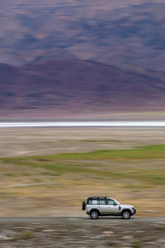 Land Rover Defender 110 Foto 30