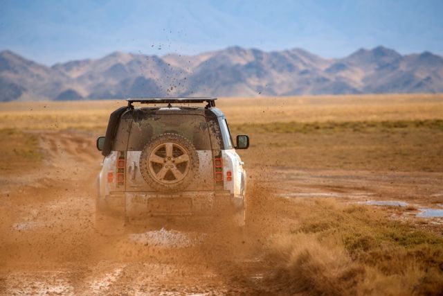 Land Rover Defender 110 Foto 2