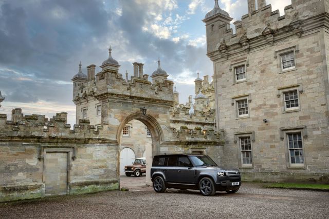 Land Rover Defender 110 Foto 40
