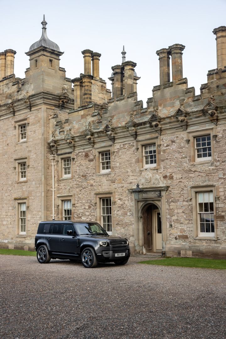 Land Rover Defender 110 photo 48