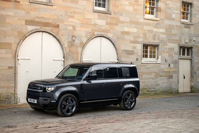 Land Rover Defender 110 Foto 50