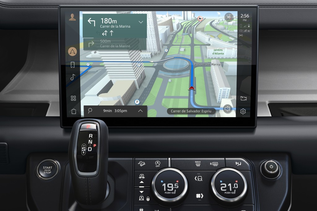 Land Rover Defender 130 photo 88