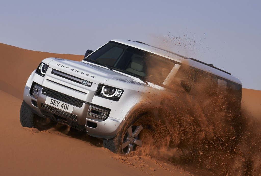 Land Rover Defender 130 photo 41