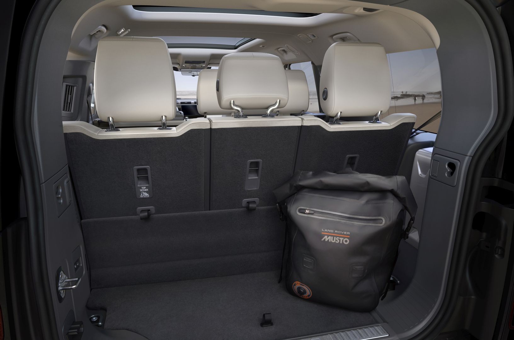 Land Rover Defender 130 photo 82