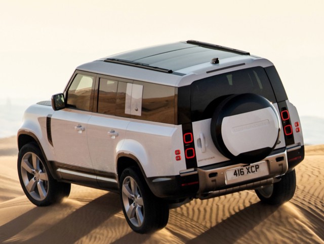 Land Rover Defender 130 photo 52