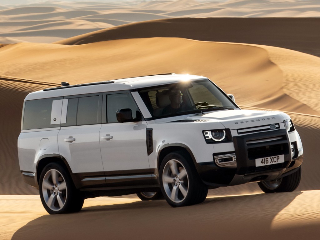 Land Rover Defender 130 photo 71