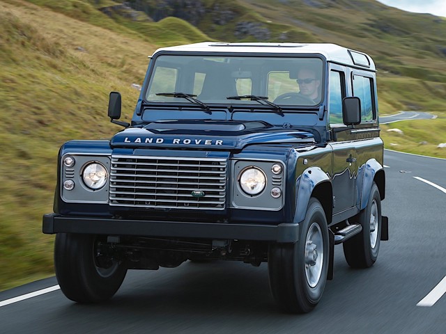 Land Rover Defender 90 photo 20