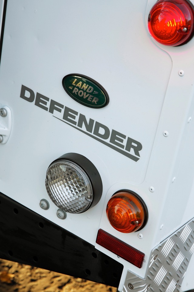 Land Rover Defender 90 foto 8