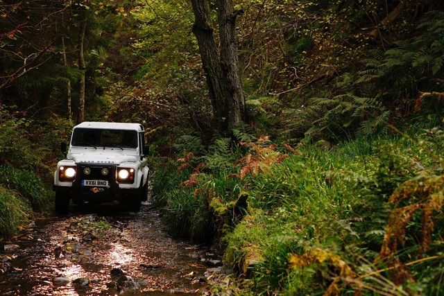 Land Rover Defender 90 foto 11