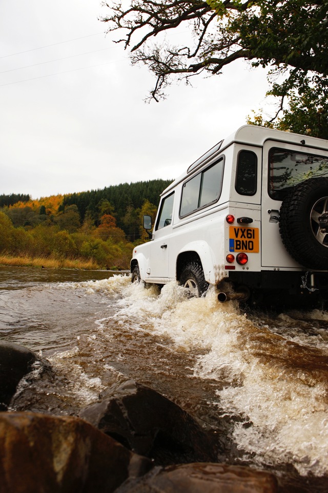 Land Rover Defender 90 foto 14