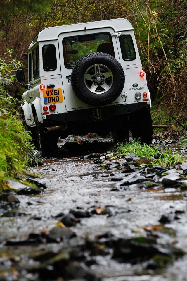 Land Rover Defender 90 foto 17