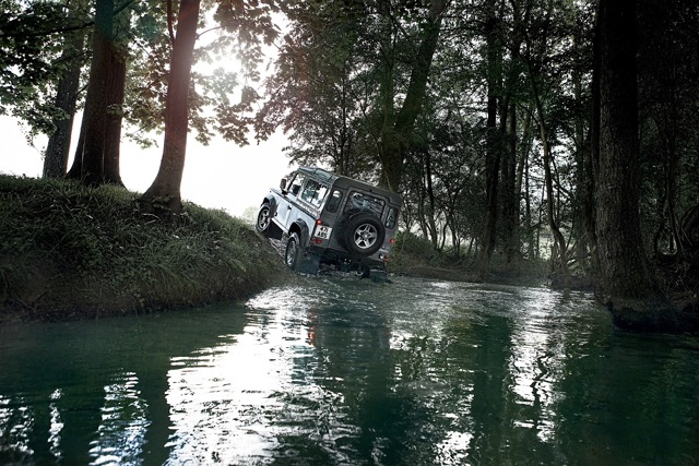 Land Rover Defender 90 foto 37