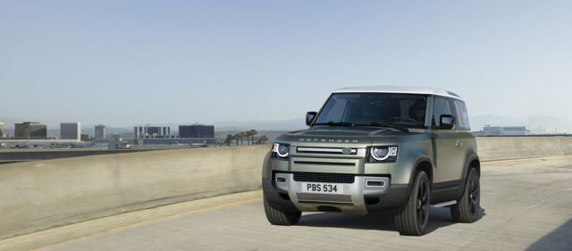 Land Rover Defender 90 foto 11