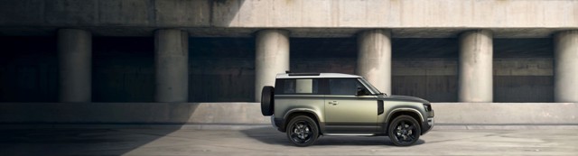 Land Rover Defender 90 foto 12
