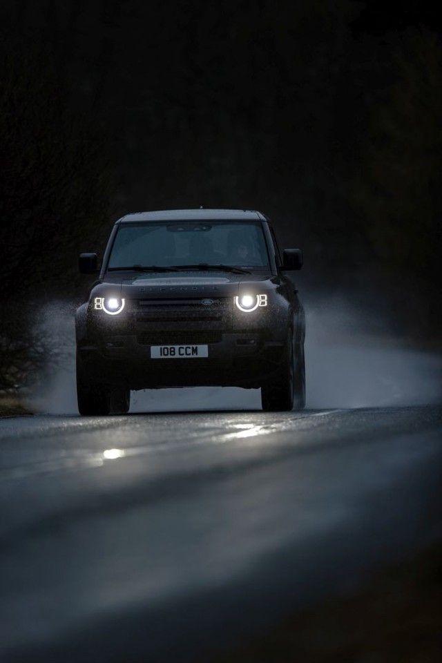 Land Rover Defender 90 foto 72
