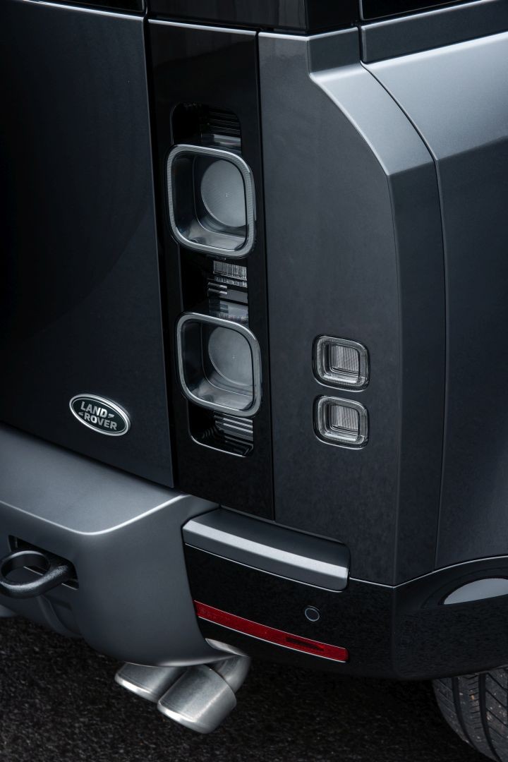 Land Rover Defender 90 photo 77