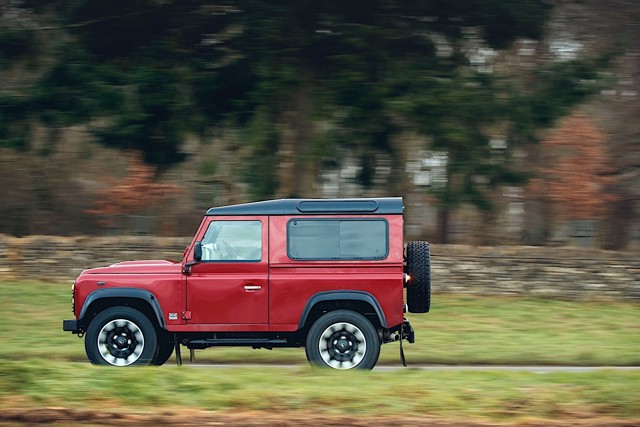 Land Rover Defender 90 foto 10