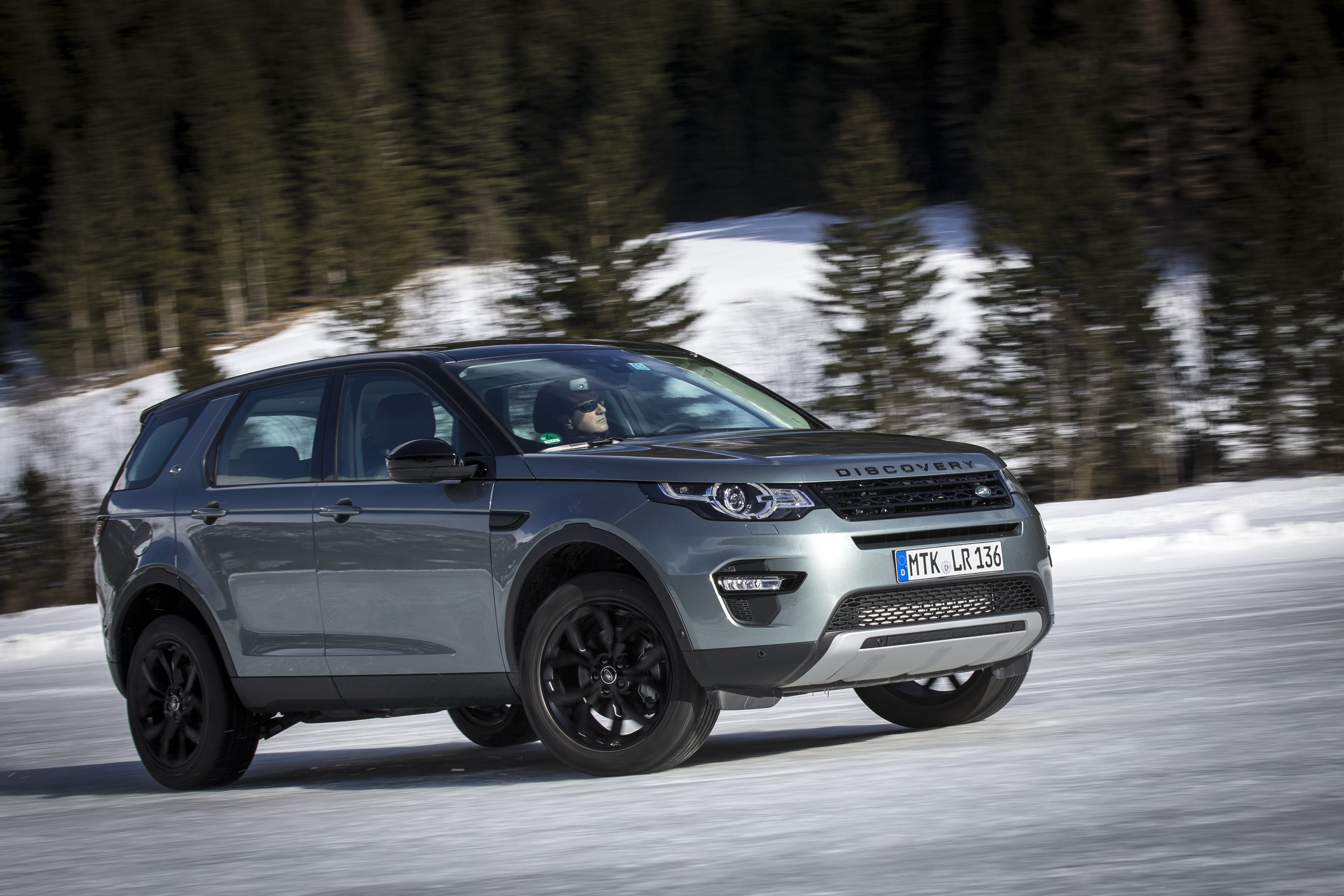 Land Rover Discovery Sport photo 89