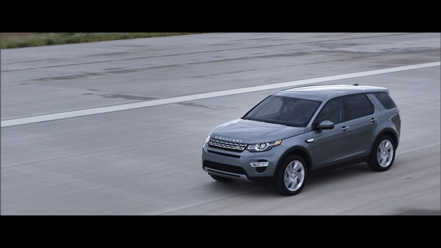 Land Rover Discovery Sport photo 13