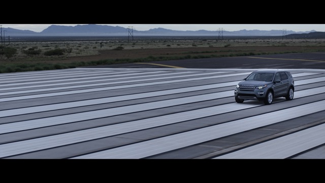 Land Rover Discovery Sport photo 14