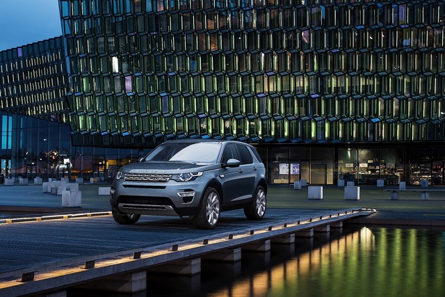 Land Rover Discovery Sport photo 17