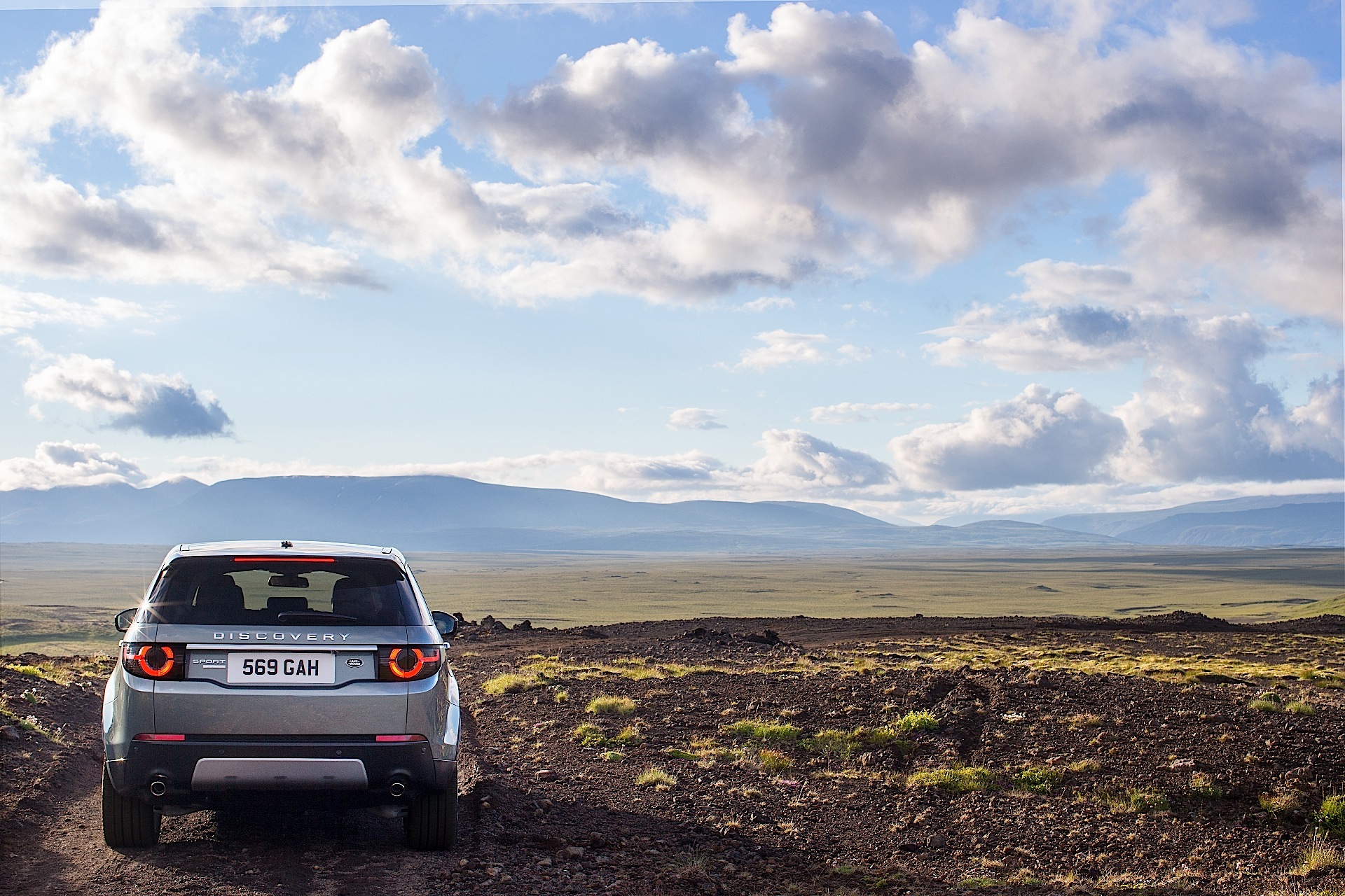 Land Rover Discovery Sport photo 22
