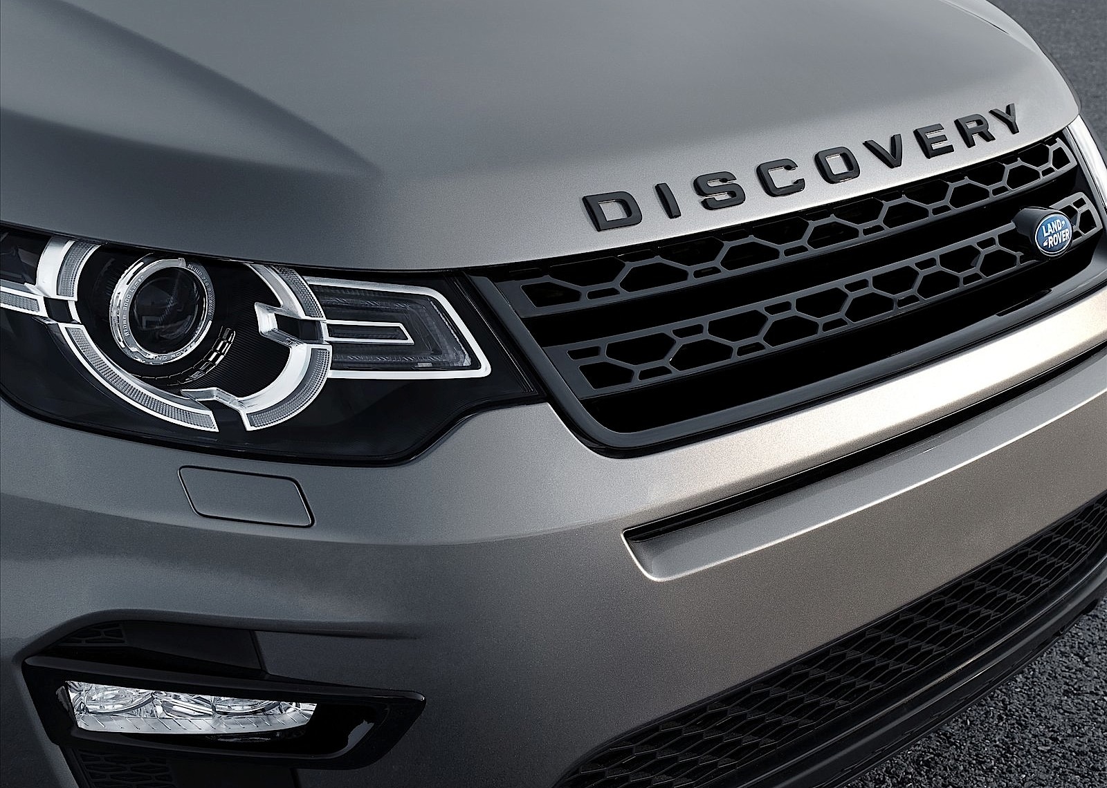 Land Rover Discovery Sport photo 99