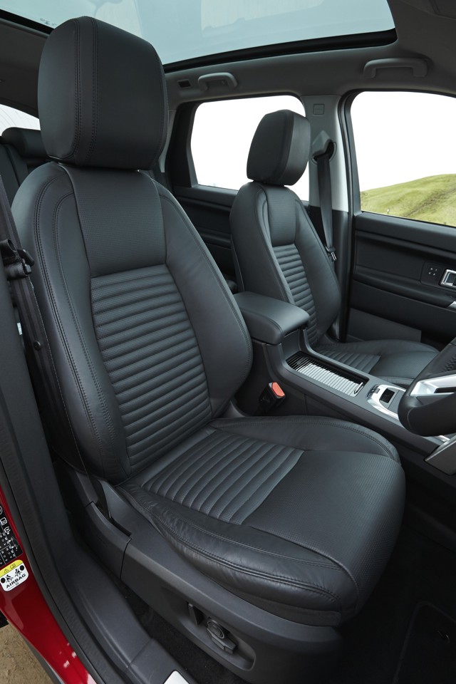 Land Rover Discovery Sport photo 111