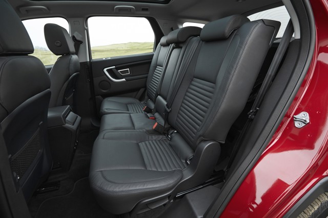 Land Rover Discovery Sport photo 112