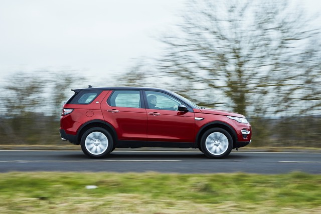 Land Rover Discovery Sport photo 38