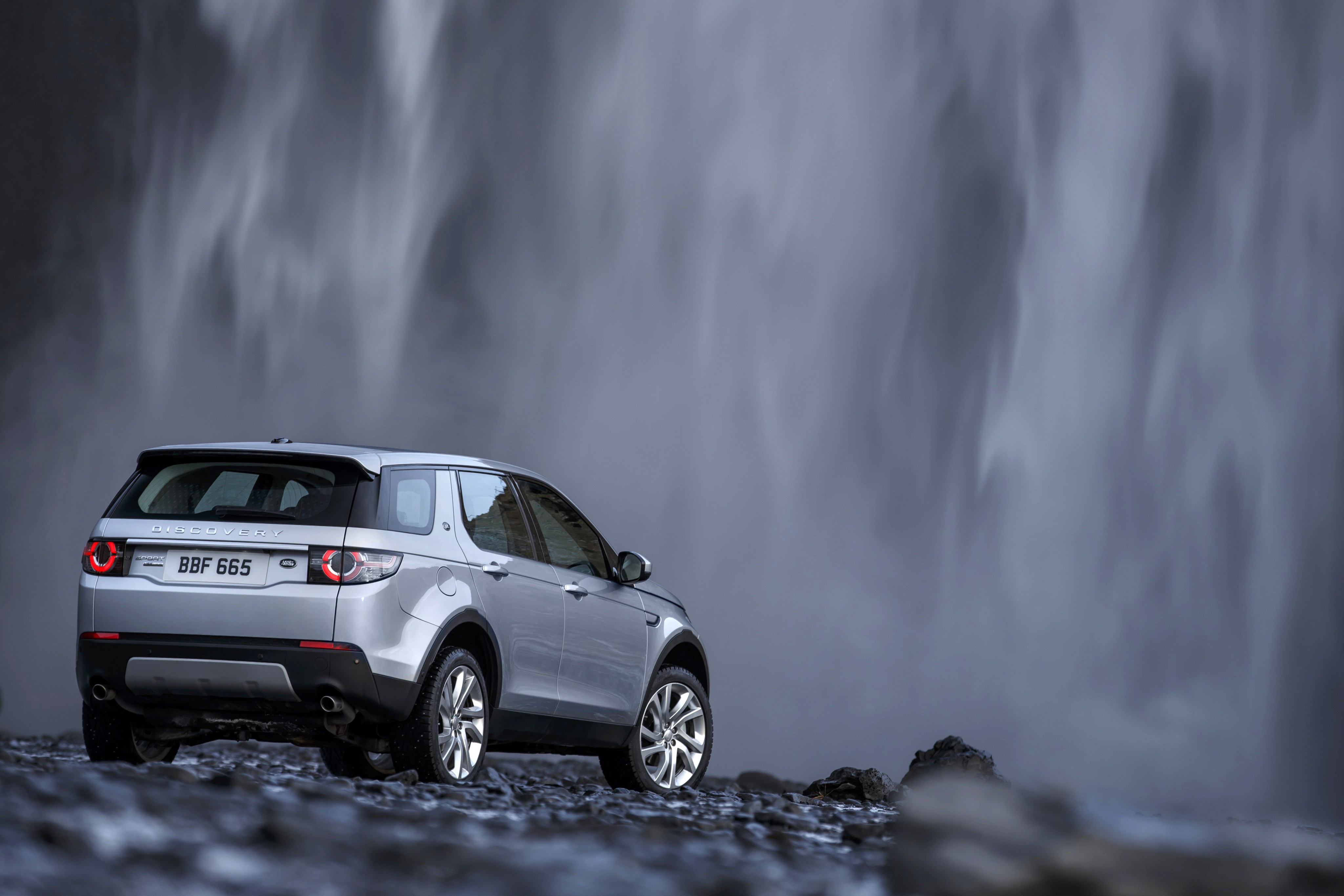 Land Rover Discovery Sport photo 48