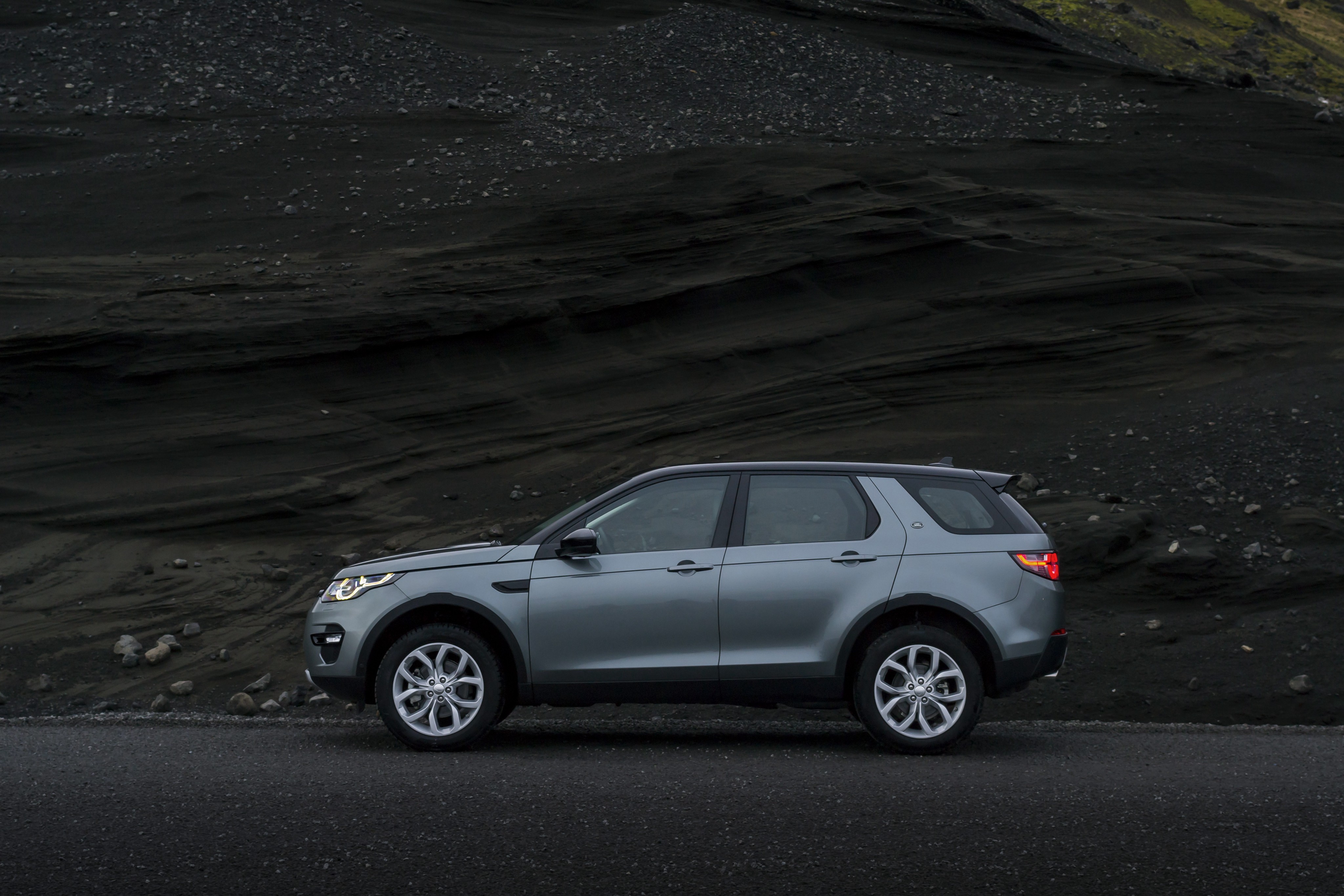 Land Rover Discovery Sport photo 62