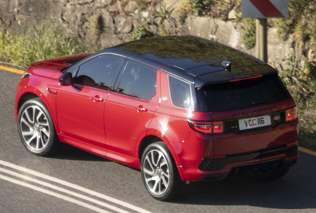 Land Rover Discovery Sport photo 11