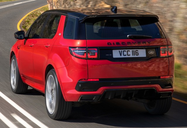Land Rover Discovery Sport photo 12