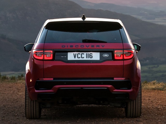 Land Rover Discovery Sport photo 15