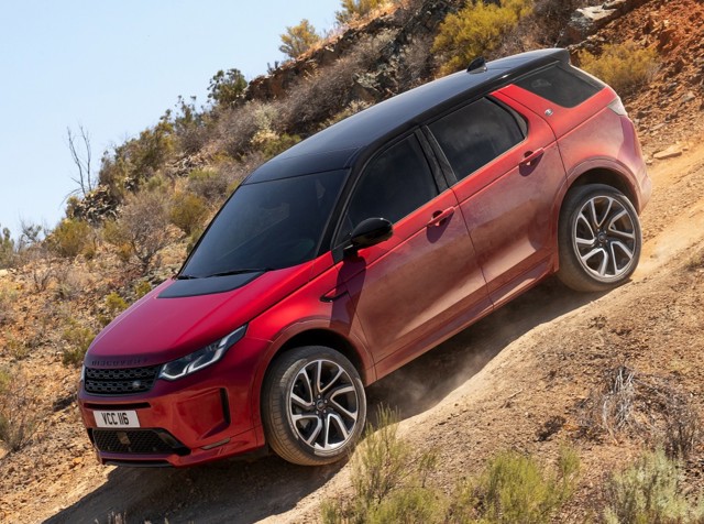 Land Rover Discovery Sport photo 16