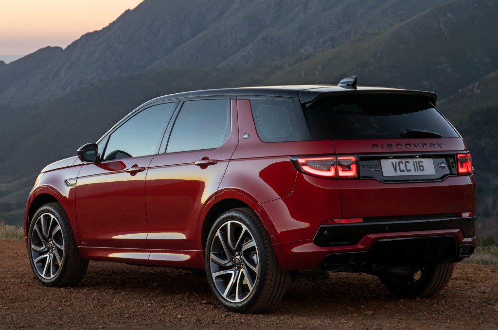 Land Rover Discovery Sport photo 27
