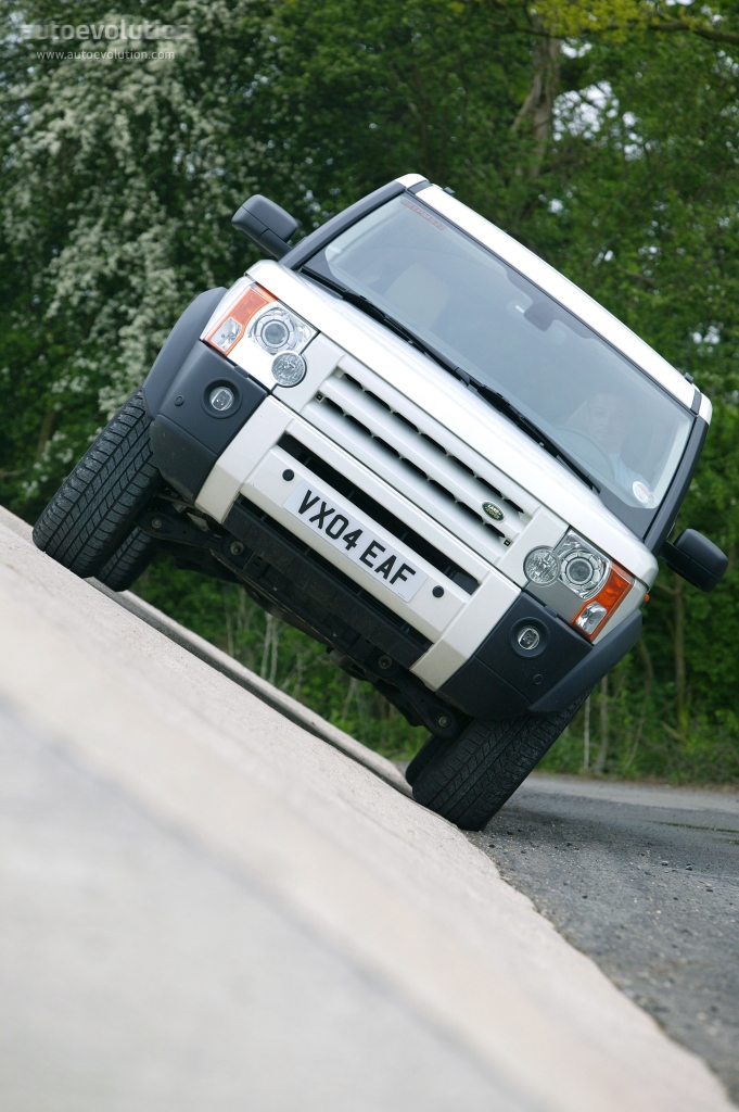 Land Rover Discovery photo 2