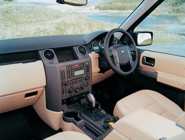 Land Rover Discovery photo 5
