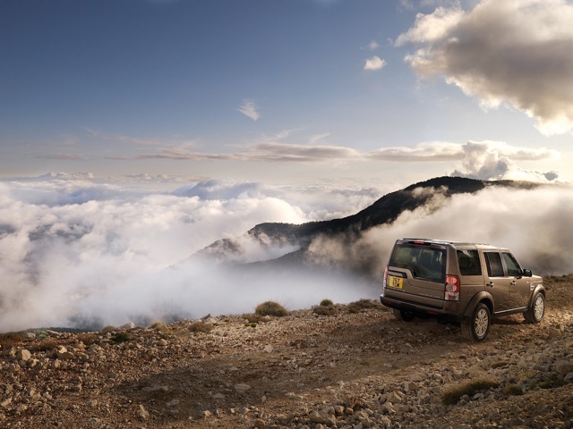 Land Rover Discovery photo 17