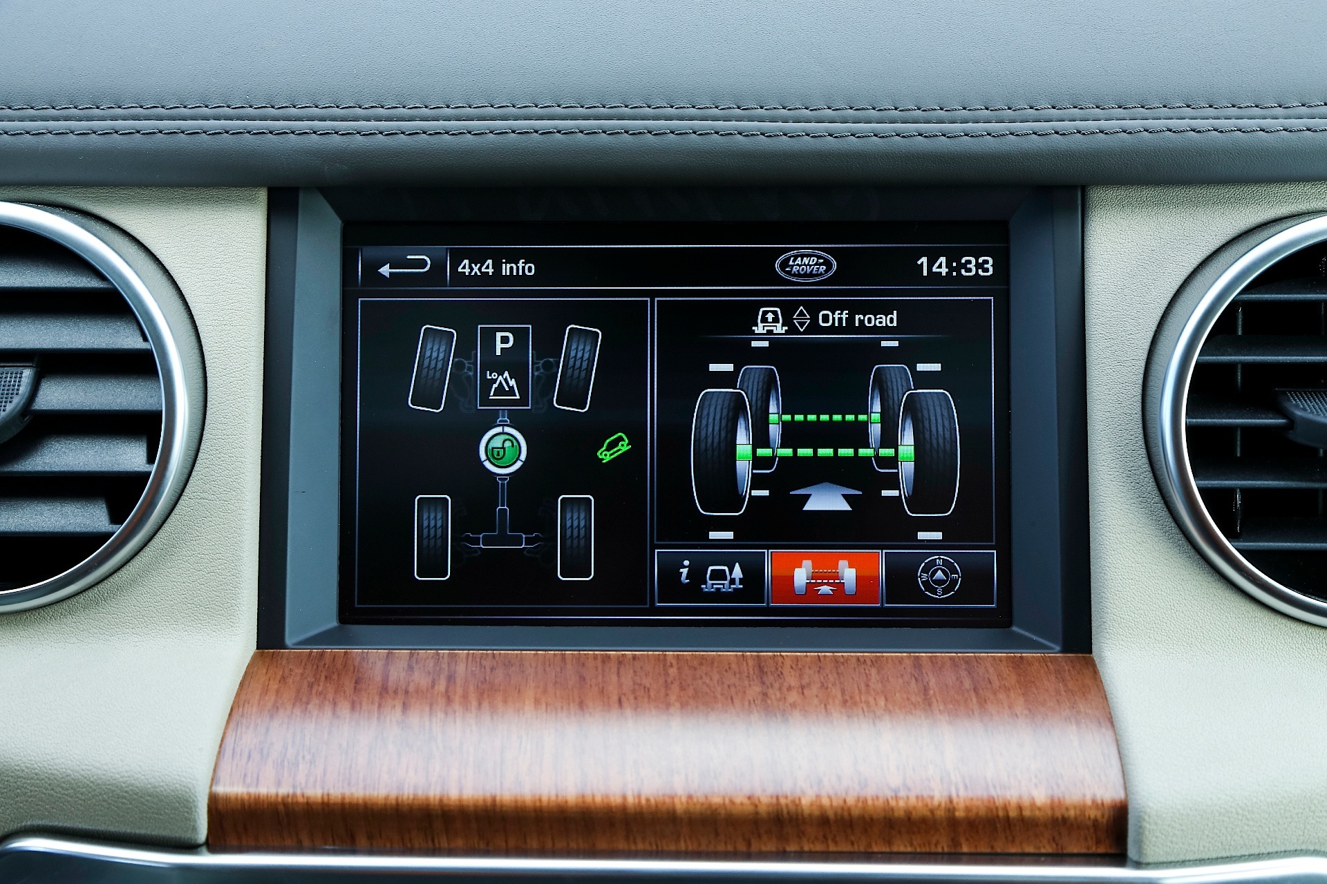 Land Rover Discovery photo 30