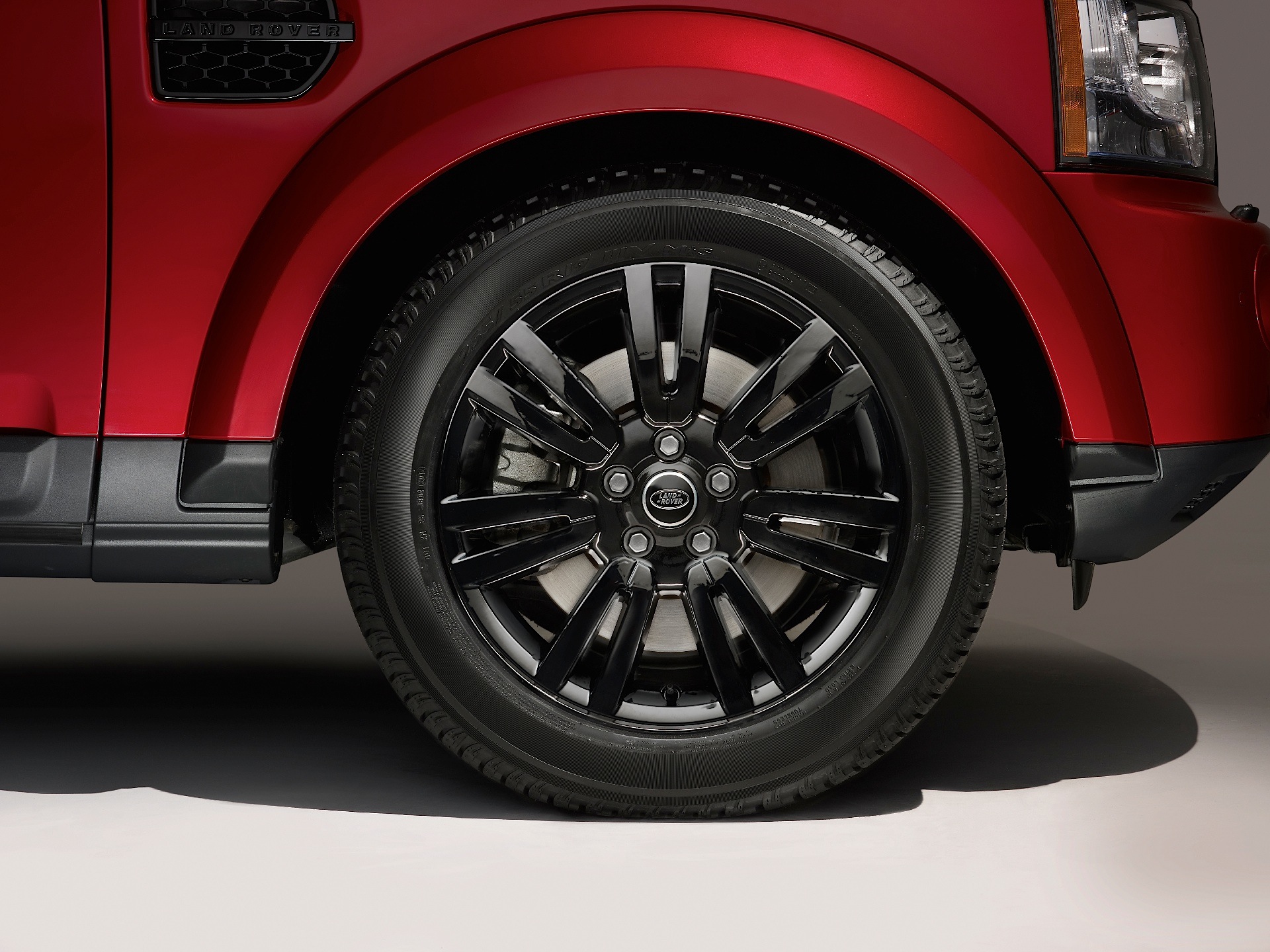 Land Rover Discovery photo 34