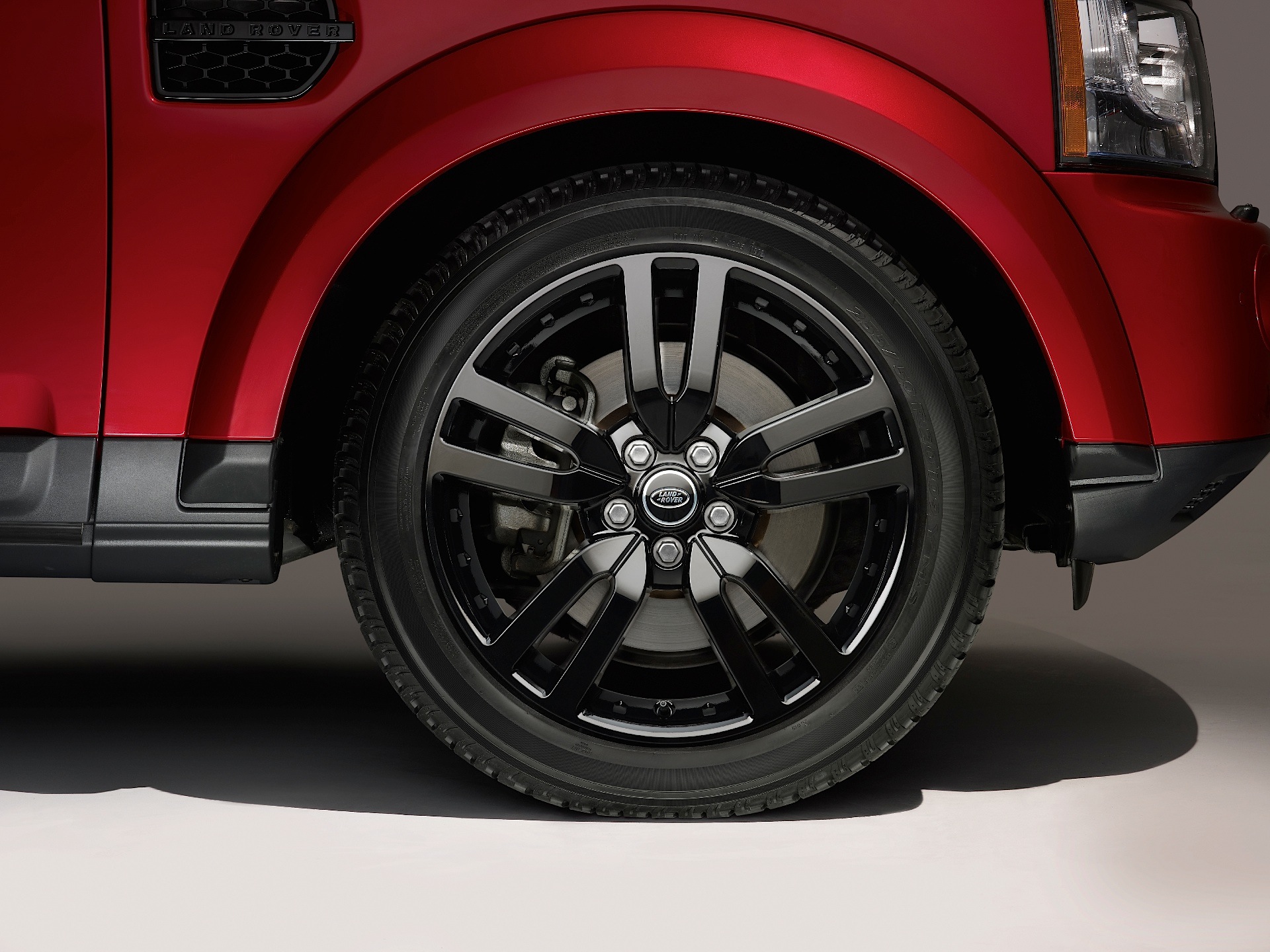 Land Rover Discovery photo 35