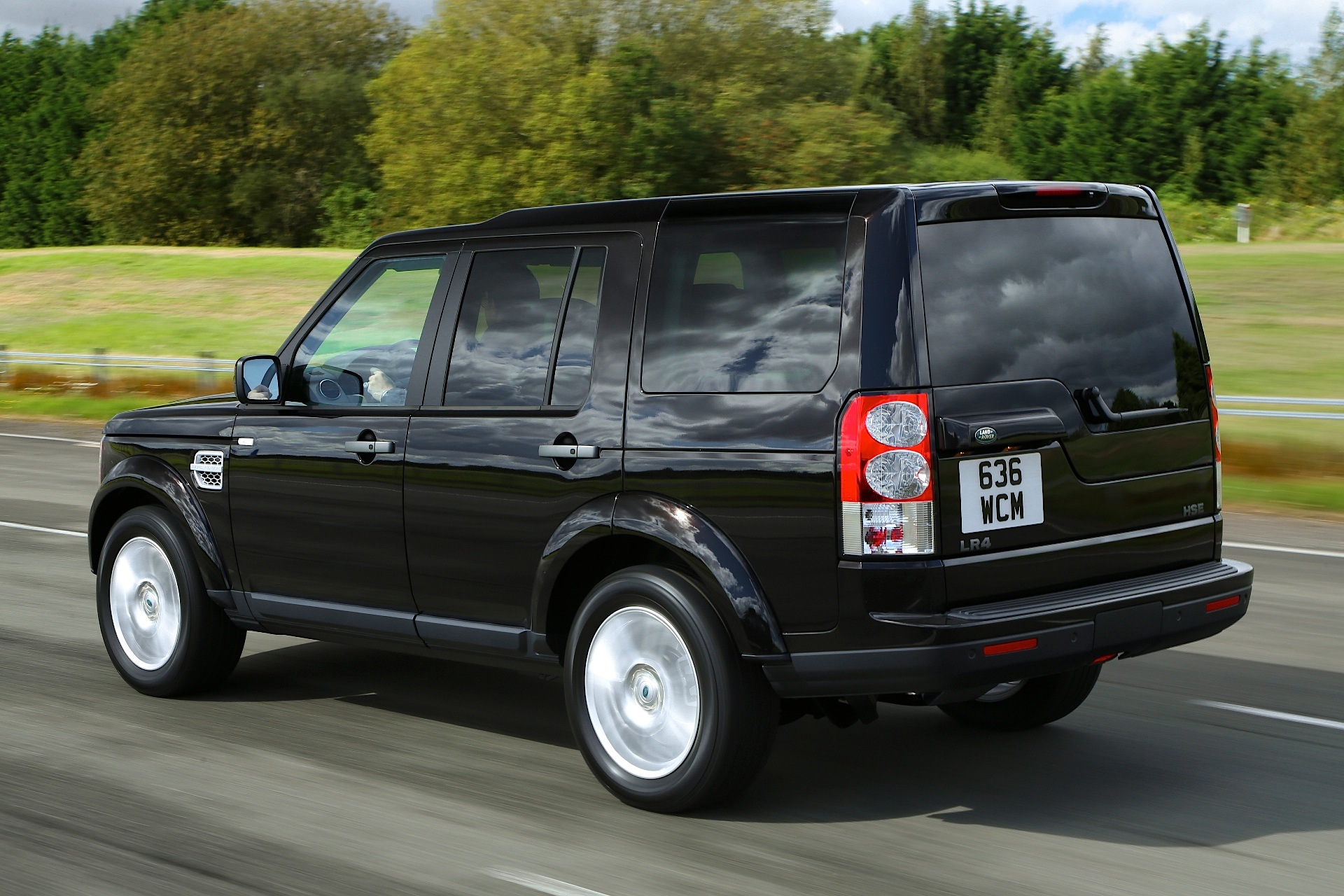 Land Rover Discovery photo 36
