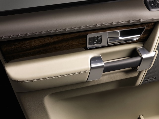 Land Rover Discovery photo 44