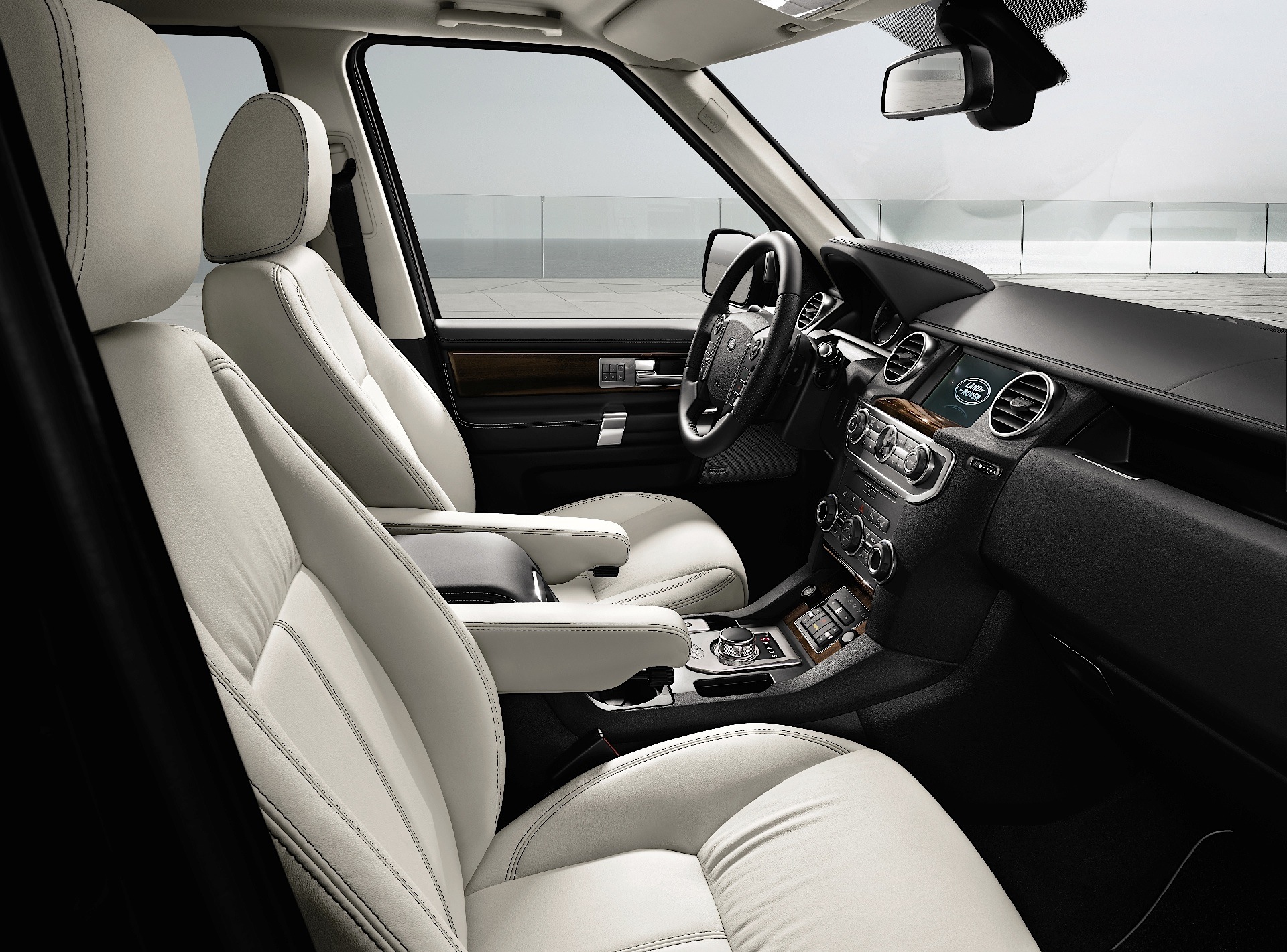 Land Rover Discovery photo 46