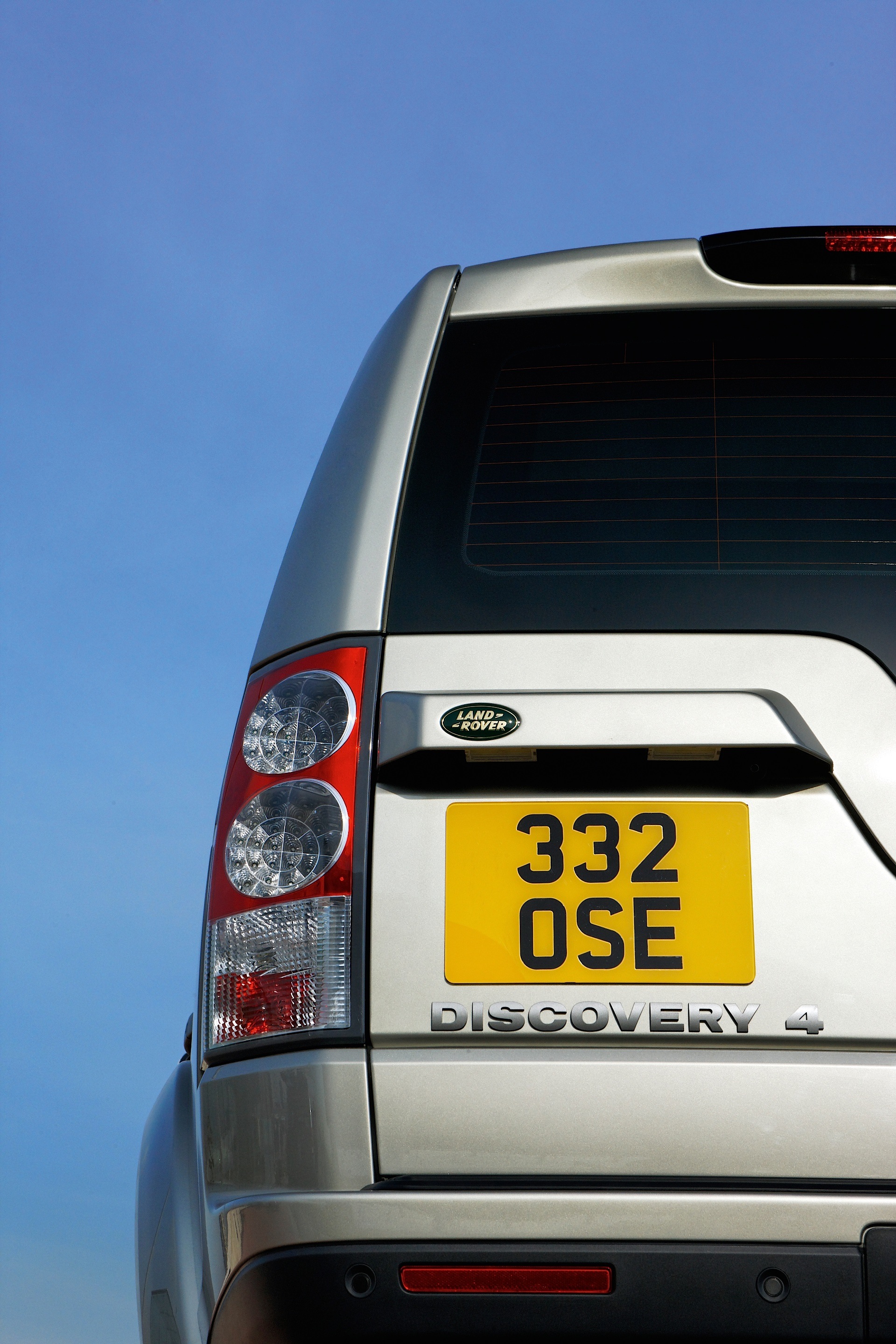 Land Rover Discovery photo 5