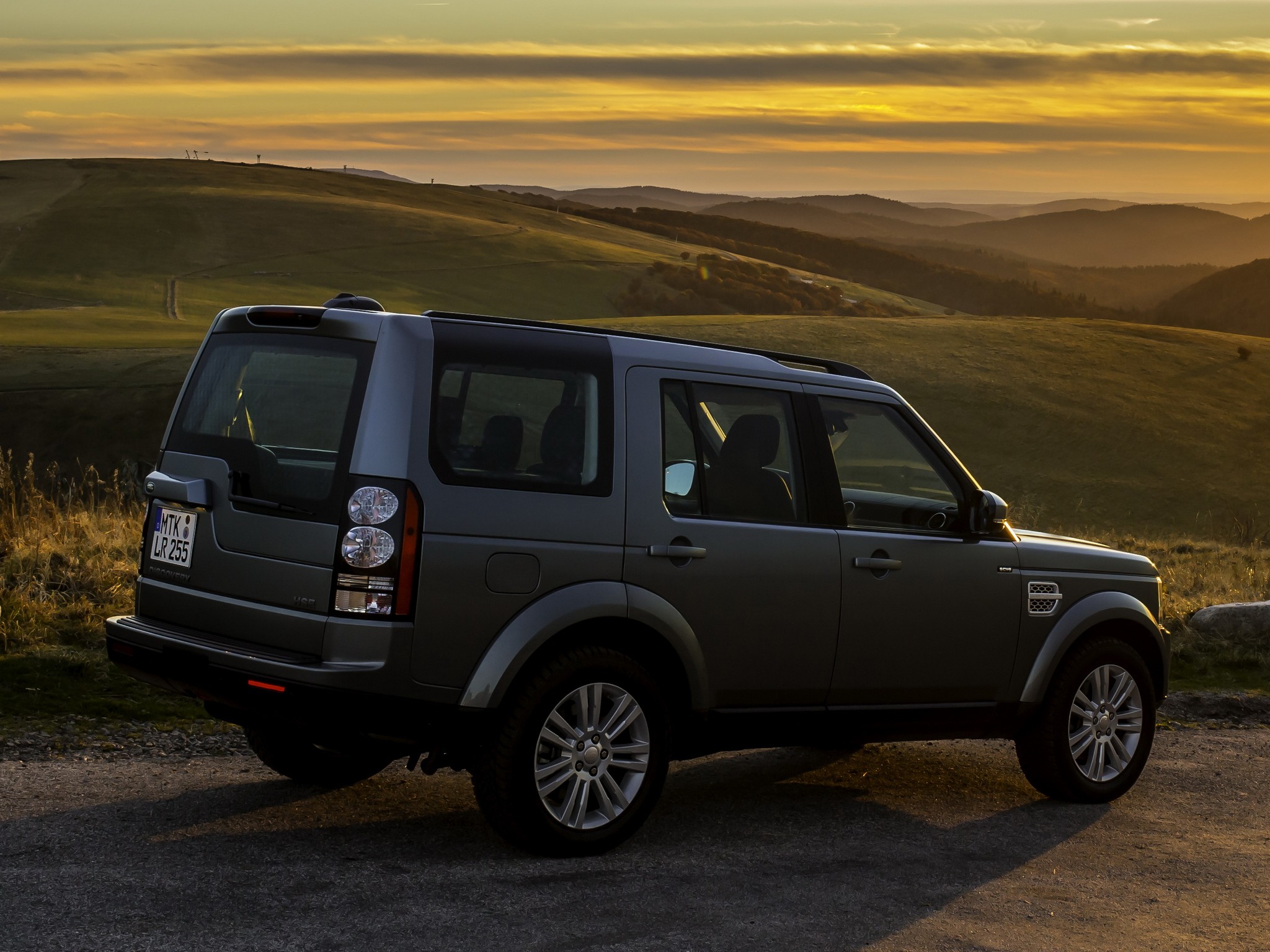 Land Rover Discovery photo 11
